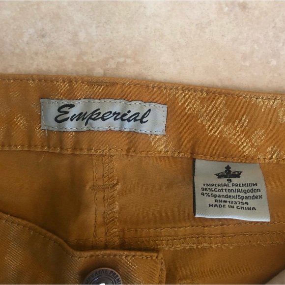 Emperial Gold Graphic Pants.  Size 9 - Picture 3 of 3